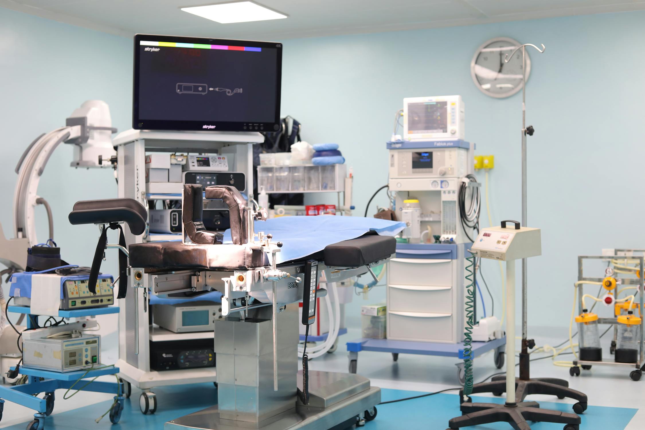 free photo of operating room ready to usejpeg - Rachael Haverland Site surgical technology
