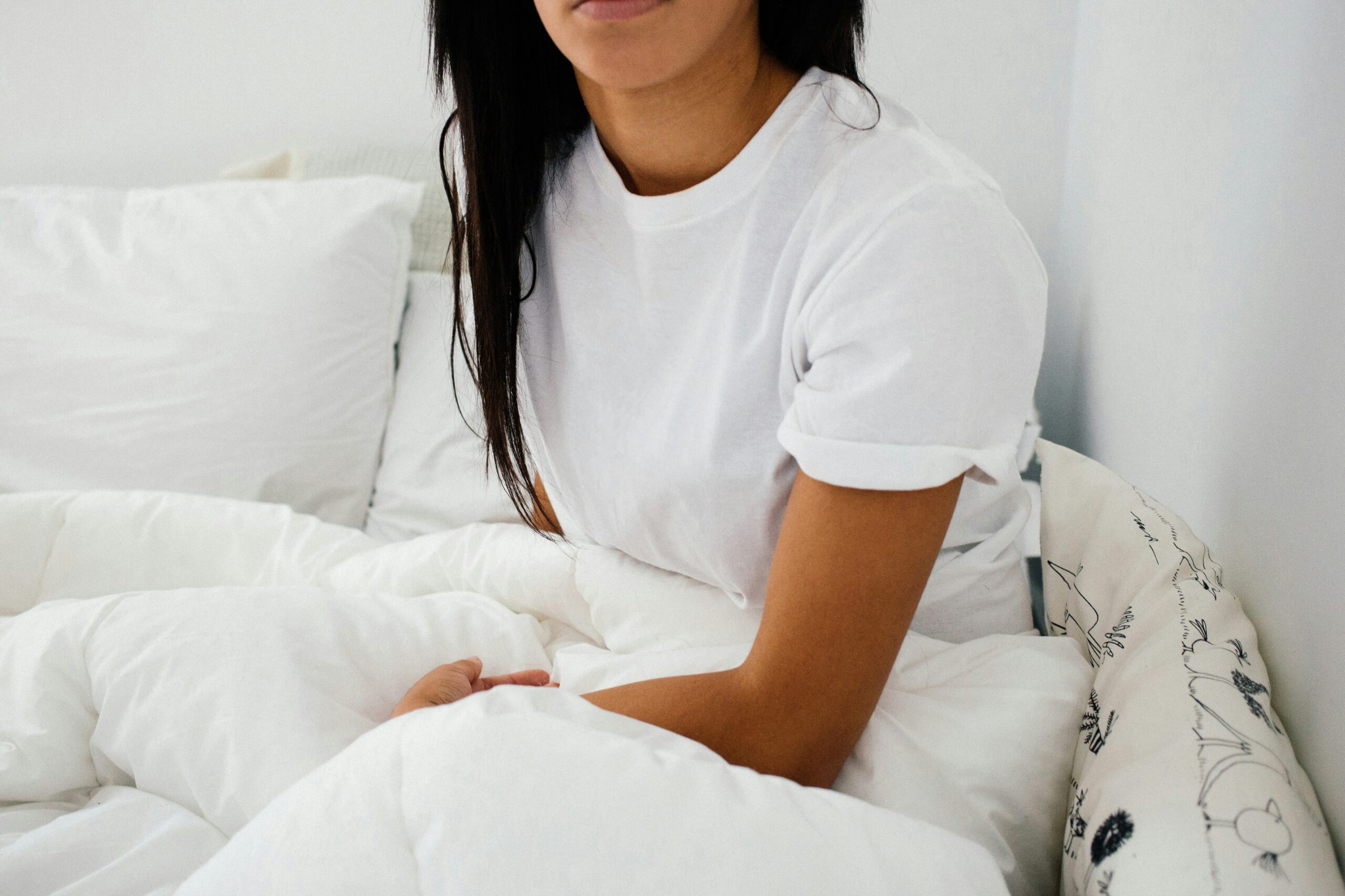 woman sitting in bed - Rachael Haverland Site woman sitting in bed