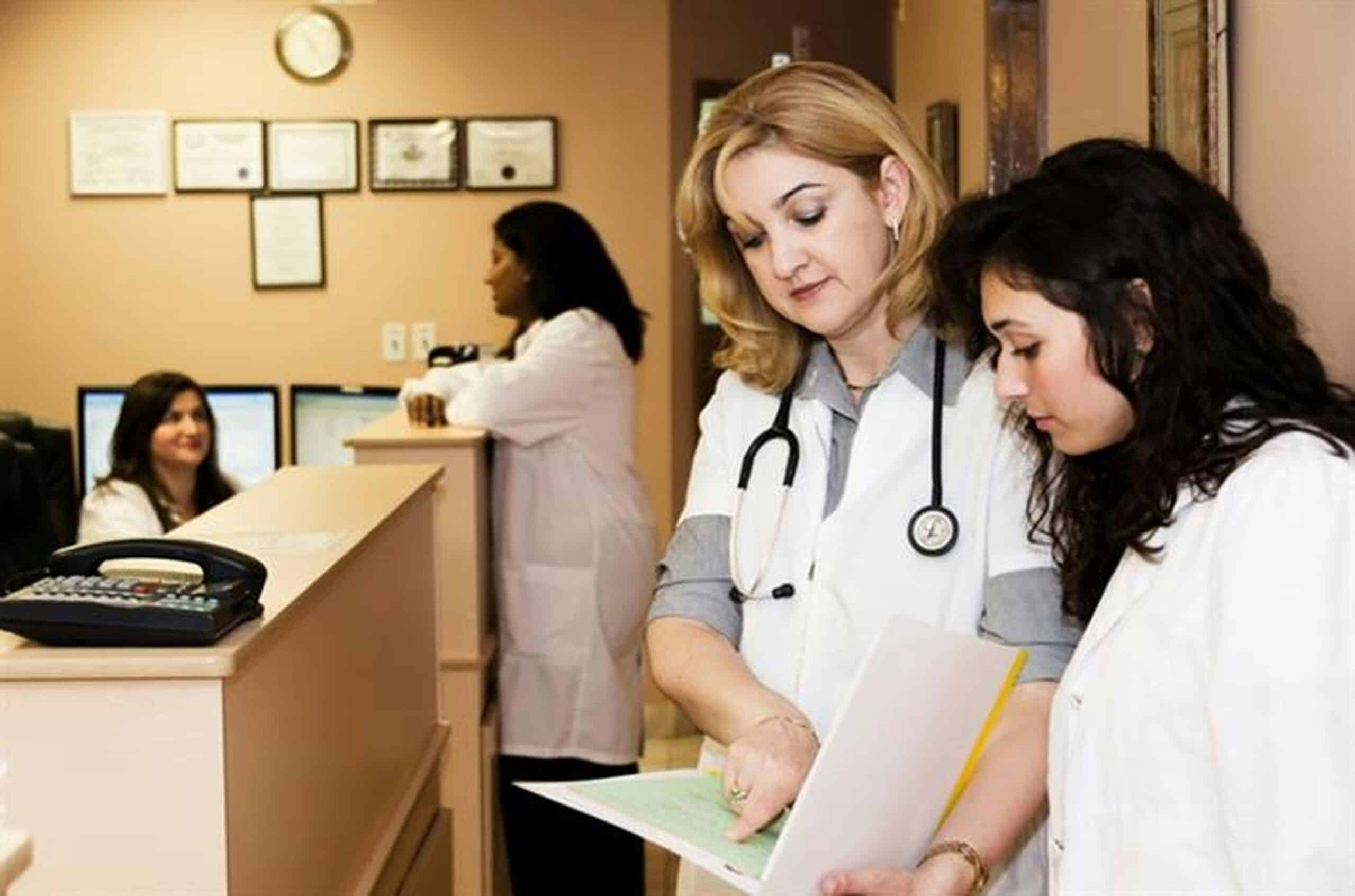 Holistic Treatments for Endometriosis: A Complete Overview
