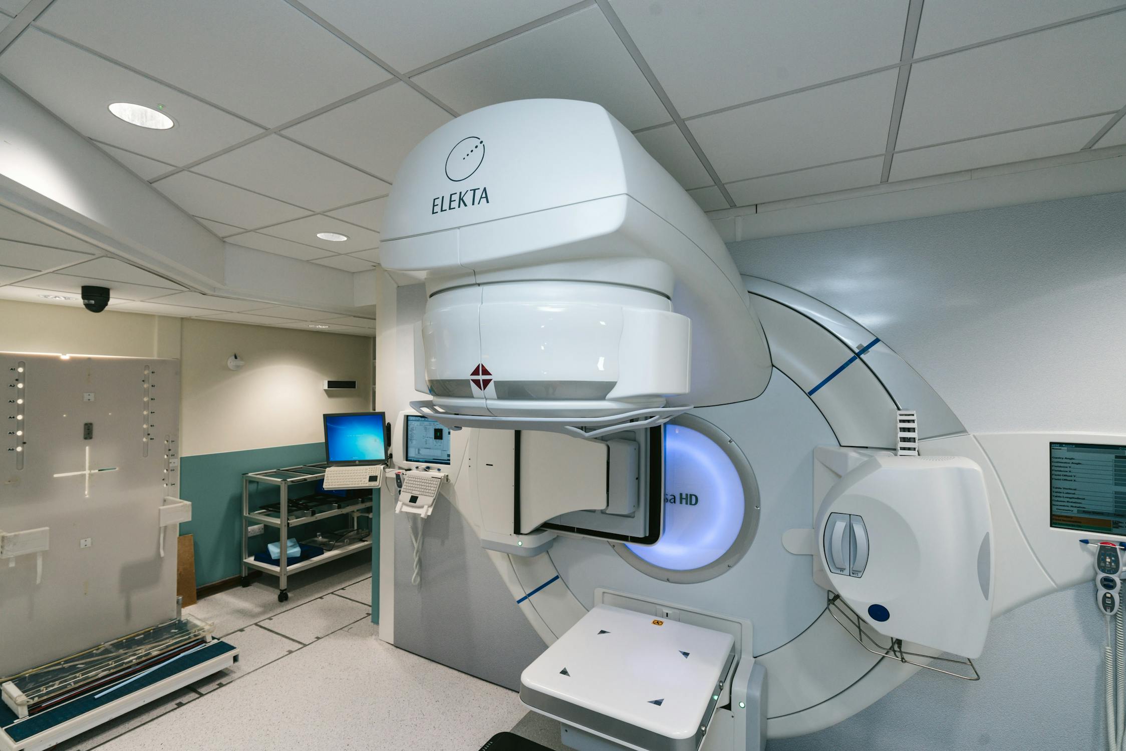 pexels photo 11288658jpeg - Rachael Haverland Site therapy machine at a hospital