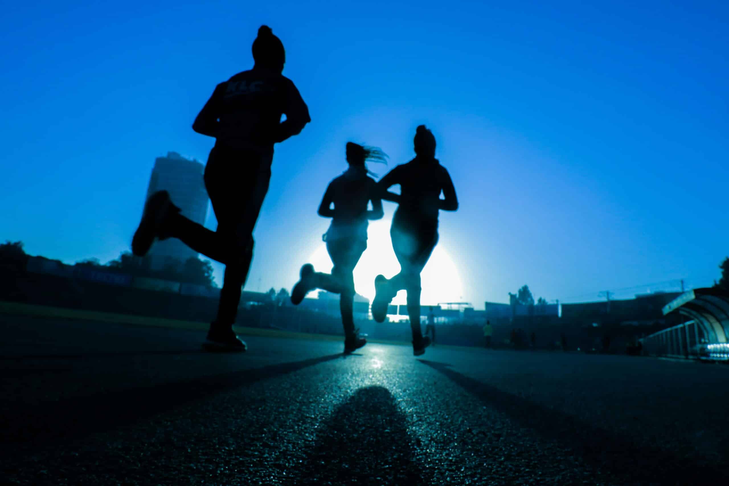 people running early in the morning - Rachael Haverland Site people running early in the morning