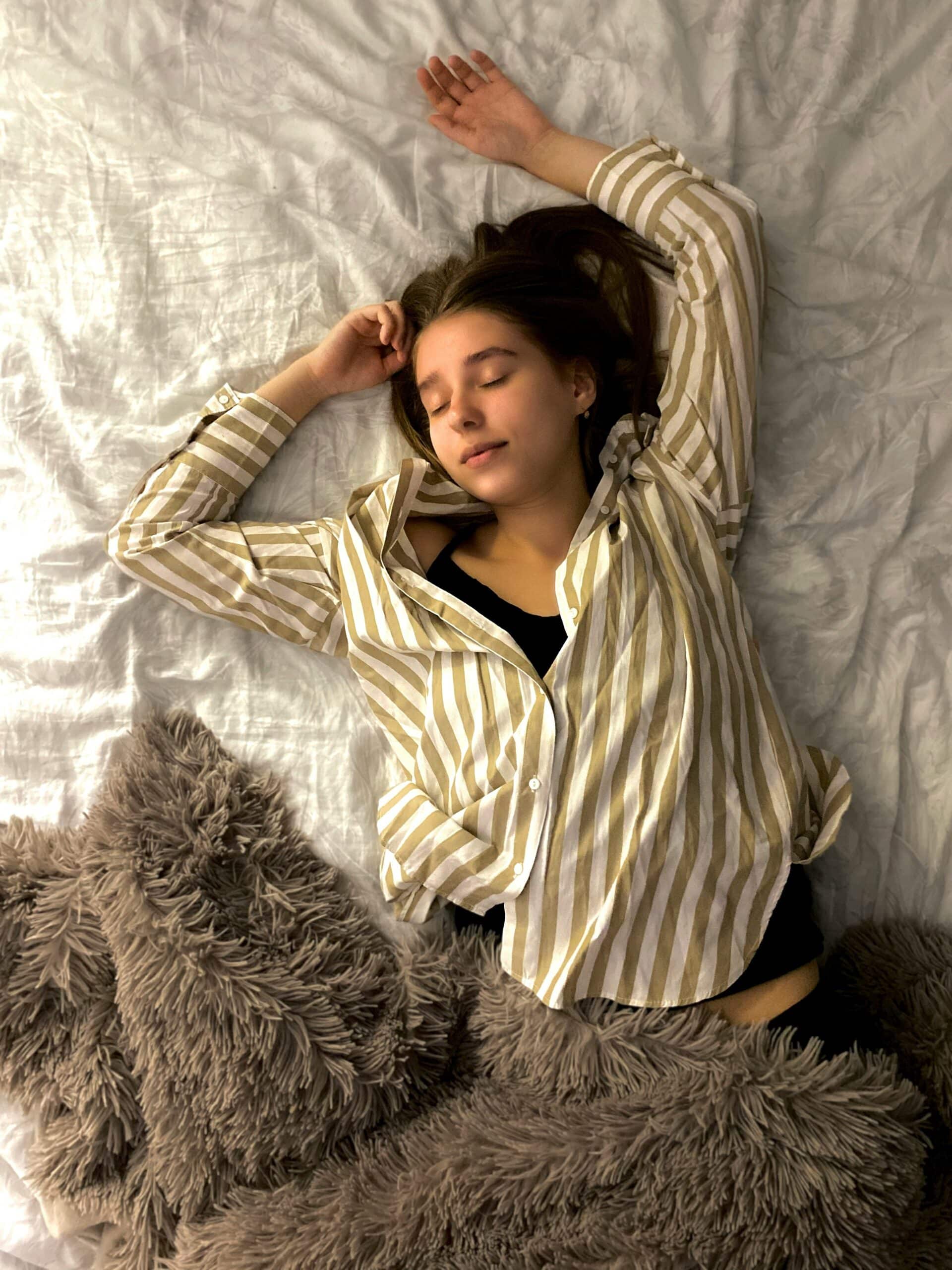 a woman laying on her bed - Rachael Haverland Site a woman laying on her bed