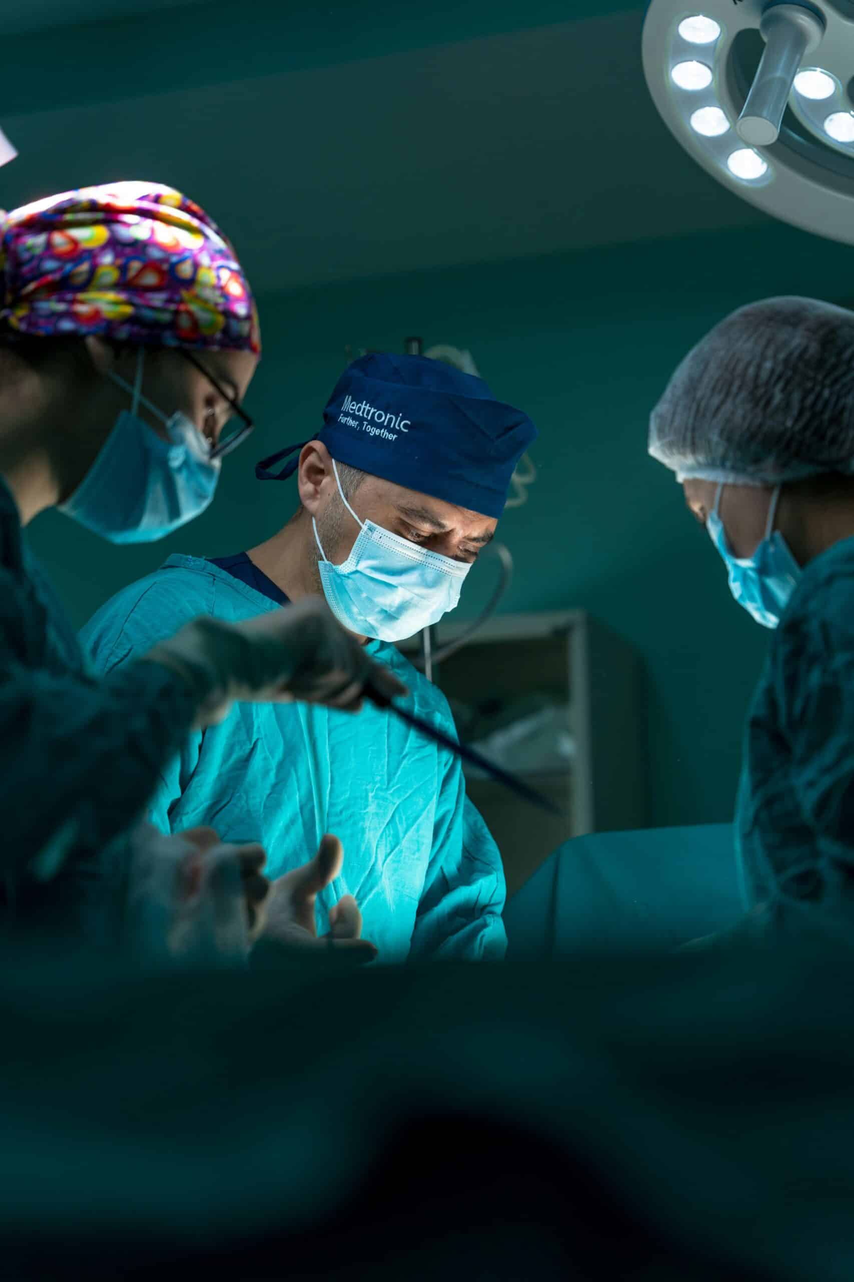 doctors performing surgery - Rachael Haverland Site doctors performing surgery