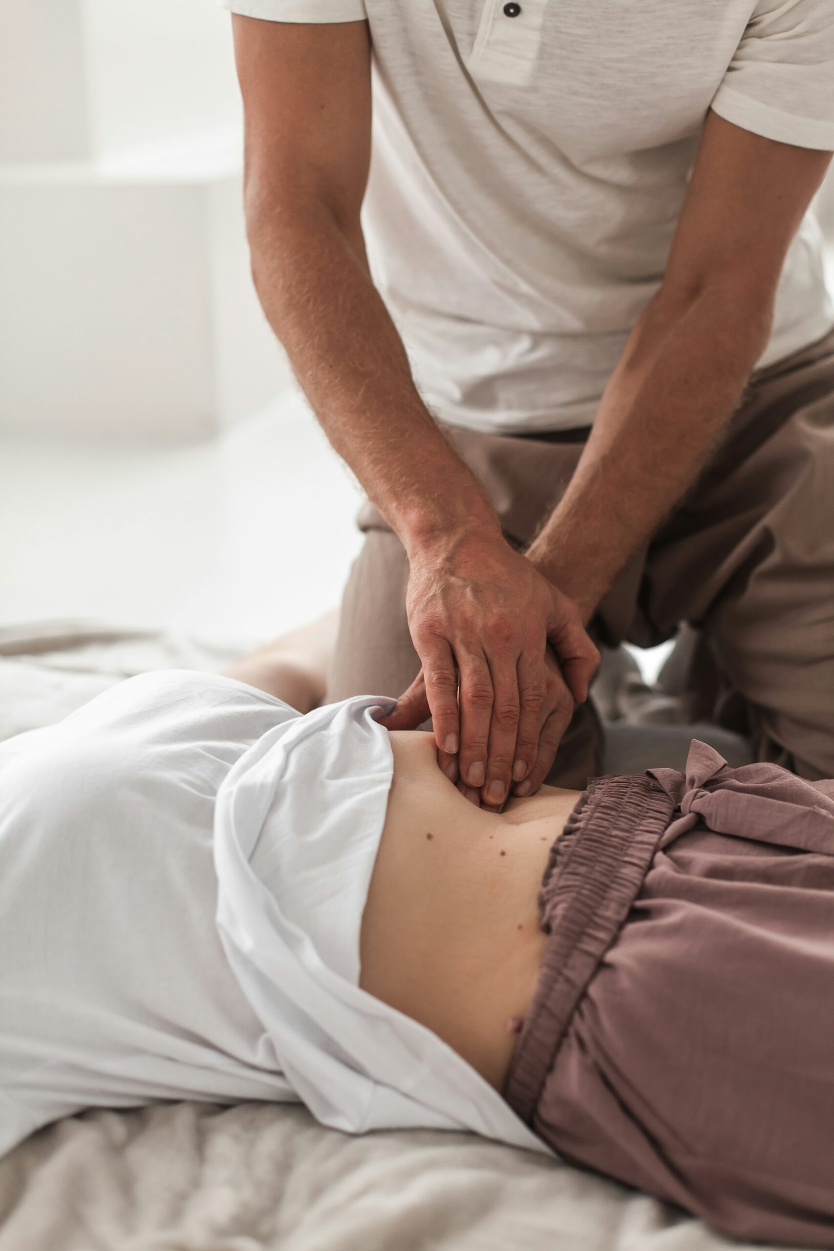 an endometriosis patient getting physical therapy done