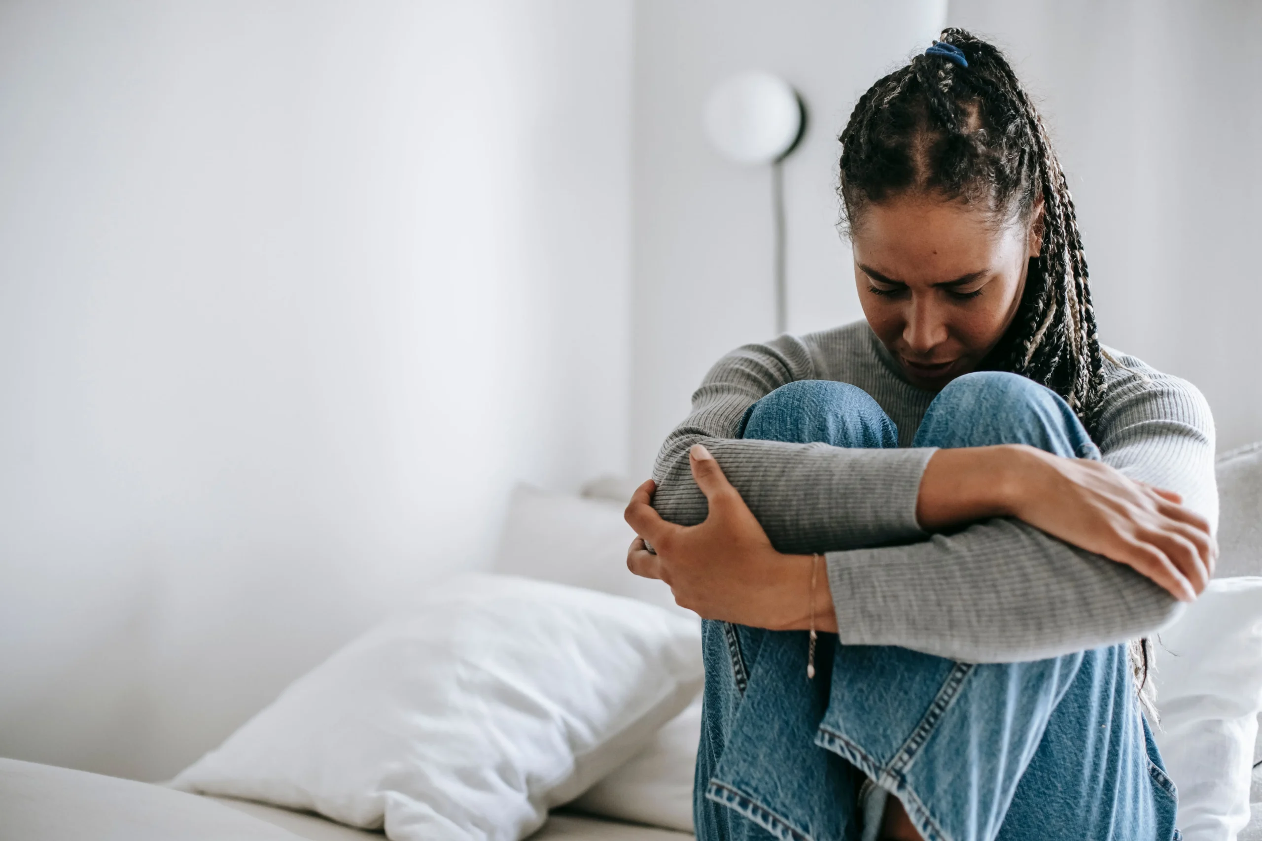 A woman struggling with endometriosis